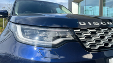 Land Rover Discovery 3.0 D300 S 5dr Auto Diesel Station Wagon